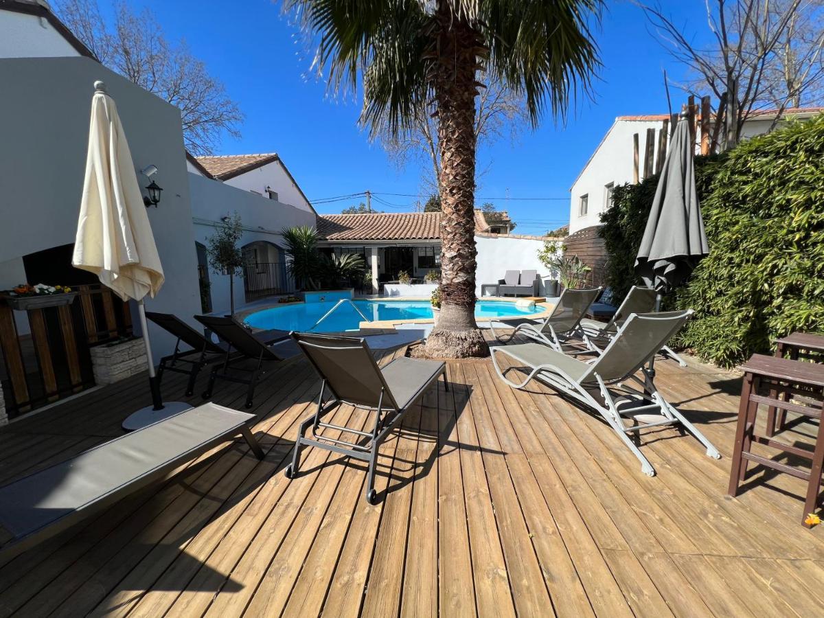 Hotel Le Medieval Aigues-Mortes Exterior foto